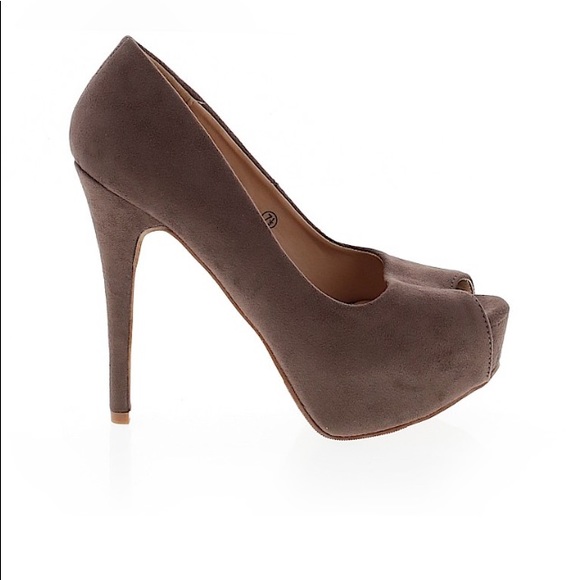 NWOT Peep Toe Platform Stilettos - Picture 1 of 2